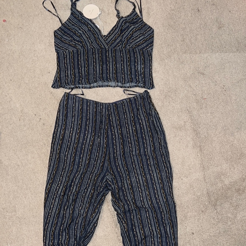 2 piece set